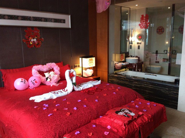 50+ Very beautiful wedding room decor templates Picture 23