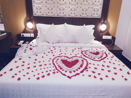 50+ Very beautiful wedding room decor templates Picture 45