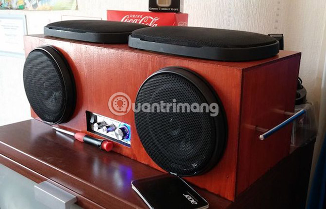 7 creative ways to reuse or recycle old speakers Picture 4