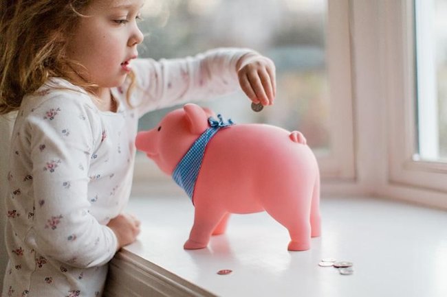 7 important lessons about money that every child needs to be taught Picture 4