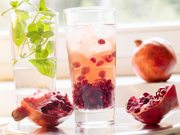 7 kinds of fruit juices help you to have bright and smooth white skin Picture 2