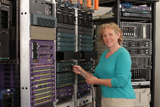 7 reasons girls should learn and manage computer networks Picture 2