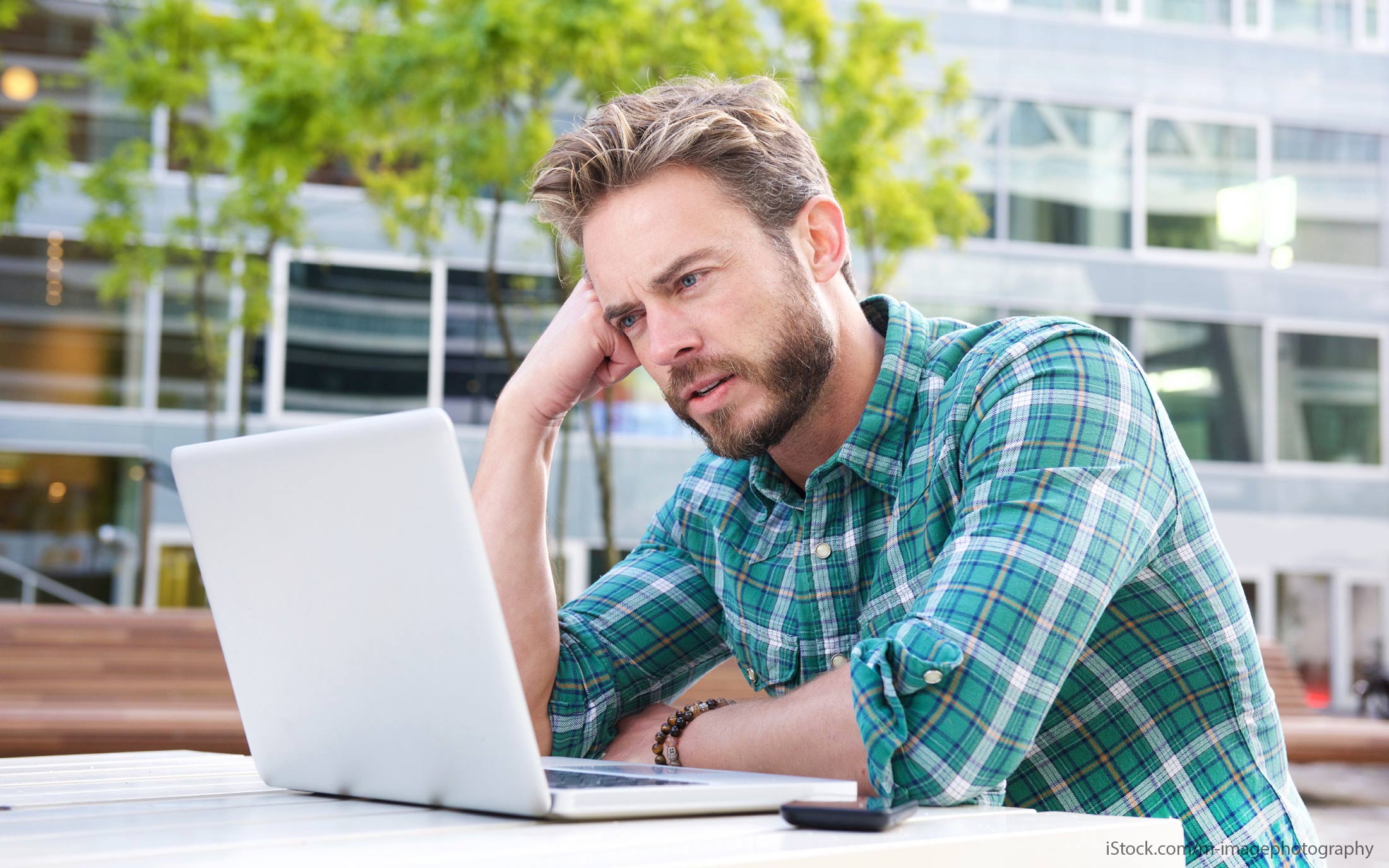 7 signs that you still haven't earned enough money to spend Picture 1