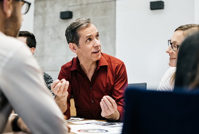 8 ways to win people's hearts Picture 5