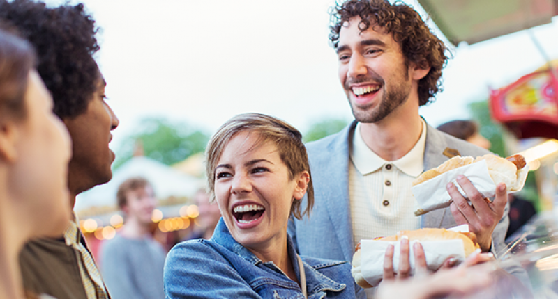 8 ways to win people's hearts Picture 7