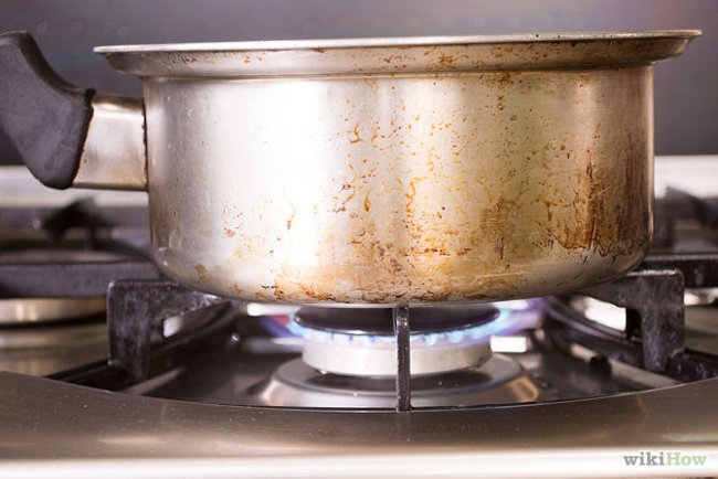 A guide to making delicious and beautiful chocolates at home Picture 1