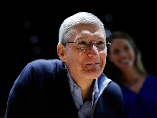 A normal working day of CEO Tim Cook - the powerful man behind the iPhone X costs thousands of dollars Picture 5