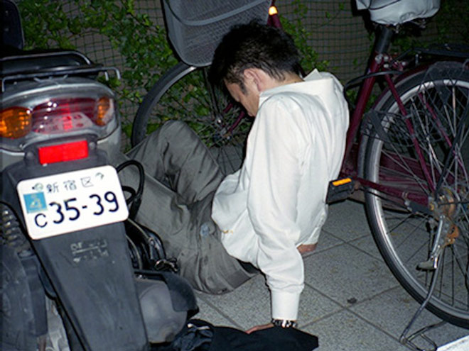 A series of photographs faithfully depicting Japan's harshest working culture Picture 12