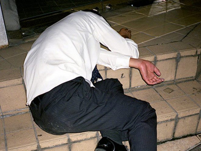A series of photographs faithfully depicting Japan's harshest working culture Picture 36