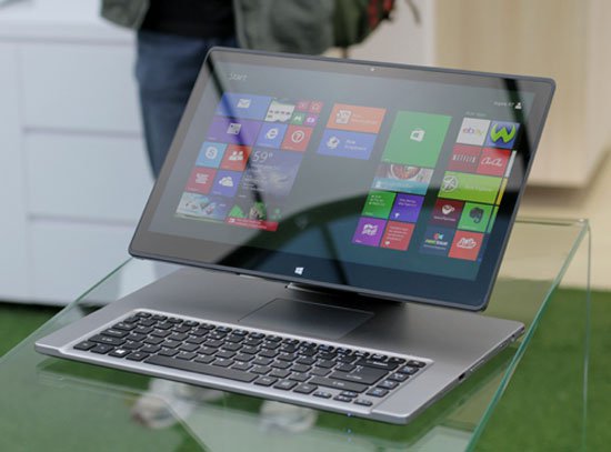 Acer Aspire R7 - Ultrabook 'exclusive' design Picture 1