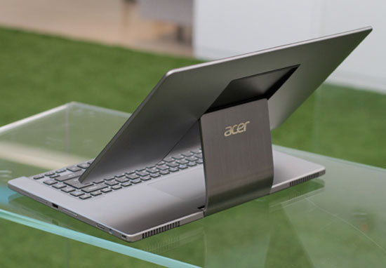 Acer Aspire R7 - Ultrabook 'exclusive' design Picture 2