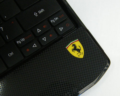 Acer Ferrari One Netbook Picture 6