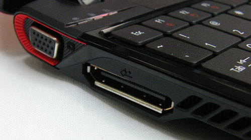 Acer Ferrari One Netbook Picture 8