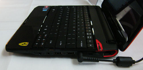 Acer Ferrari One Netbook Picture 9