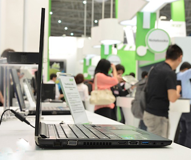 Acer TravelMate 8481 battery 13 hours Picture 3