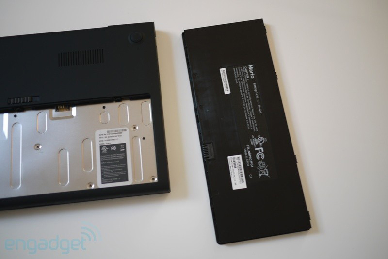 Actual photos of Google Cr-48, laptop running Chrome OS Picture 5