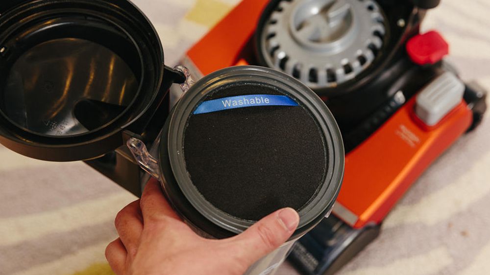 Add more power to your vacuum: Clean it the right way Picture 4