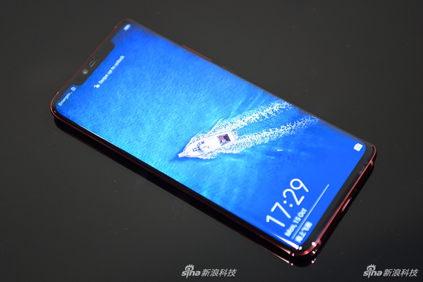 Admire Mate 20 RS Porsche Design, Huawei's high-end smartphones cost up to 50 million Picture 2