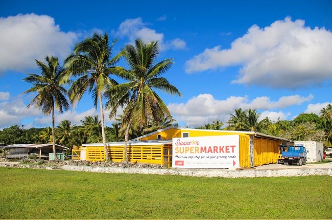 Admire the beauty of 10 tiny countries in the world Picture 2