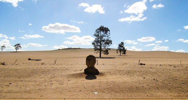 Admire the beauty of 10 tiny countries in the world Picture 4