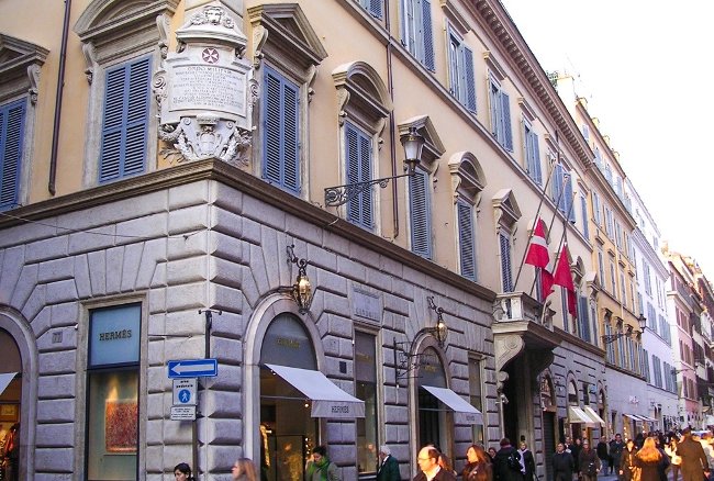 Admire the beauty of 10 tiny countries in the world Picture 9