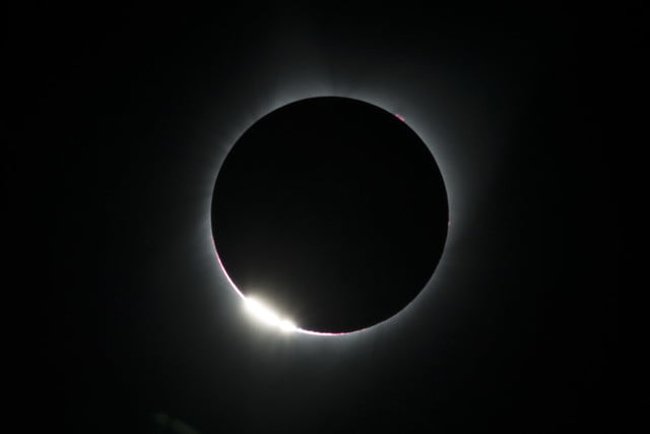 Admire the best images of the total solar eclipse on August 21 Picture 7