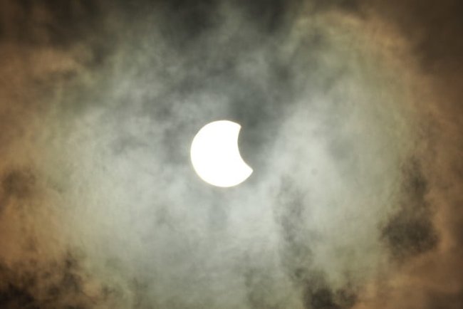 Admire the best images of the total solar eclipse on August 21 Picture 9