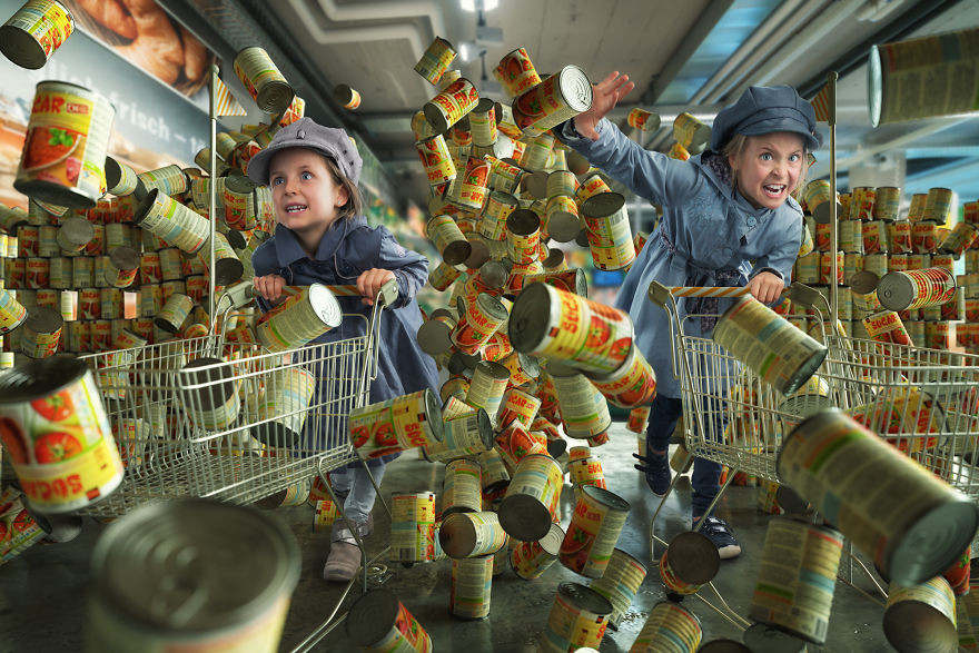 Admire the funny photos of family photographer John Willhelm! Picture 41