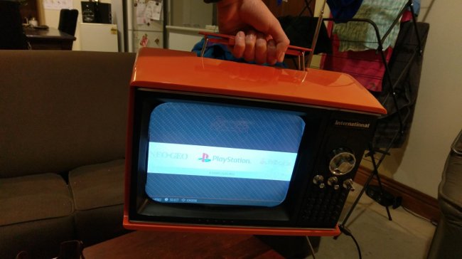 Admire the old TV that 'turns' into a classic Raspberry Pi gaming machine Picture 5