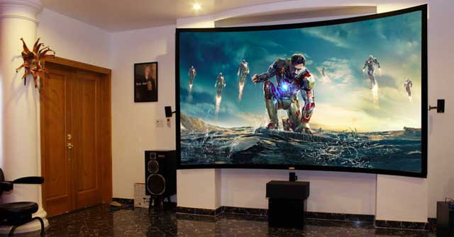 Advise to buy family projectors to watch movies, football extremely well Picture 1