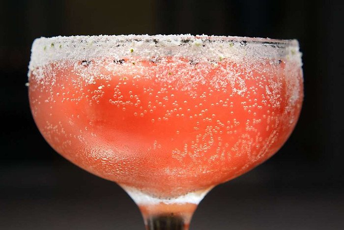 Alcohol contains 13 essential minerals for the body and 10 facts about beer and alcohol that you don't know Picture 7