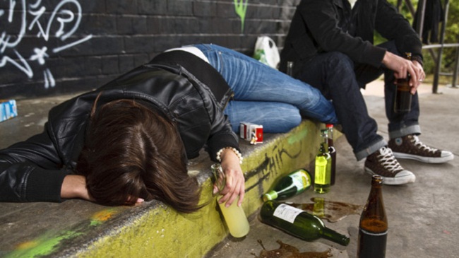Alcohol on New Year and 9 risks to unpredictable health Picture 3
