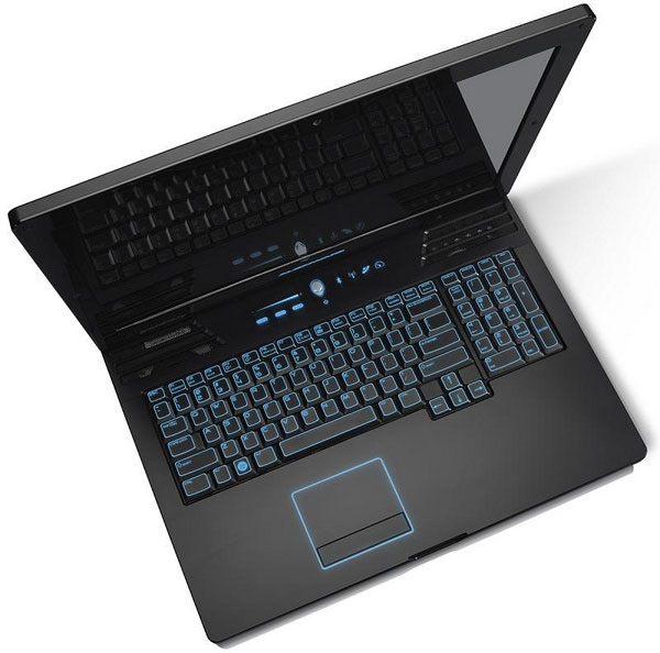 Alienware Area-51 m17x: laptop 'alien' Picture 1