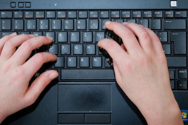 Android users were able to send messages from the computer browser Picture 1