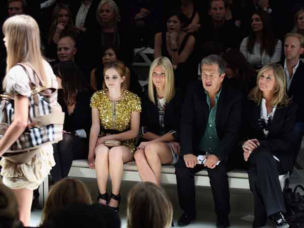 Angela Ahrendts' life from a rural girl became Apple's most important person with the highest salary in America Picture 3