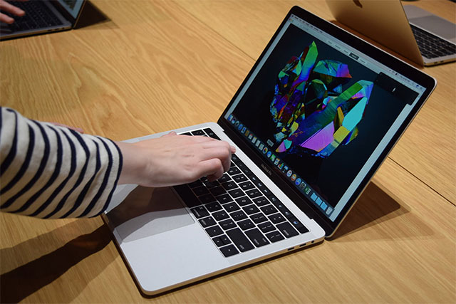 Apple will release a completely new 16-inch MacBook Pro and a 32-inch 6k screen this year? Picture 1