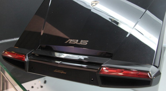 Asus 'supercar' Lamborghini laptop Picture 2