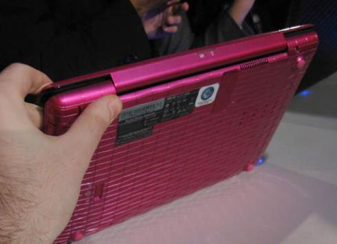 Asus unveiled a sliding battery-powered netbook Picture 6