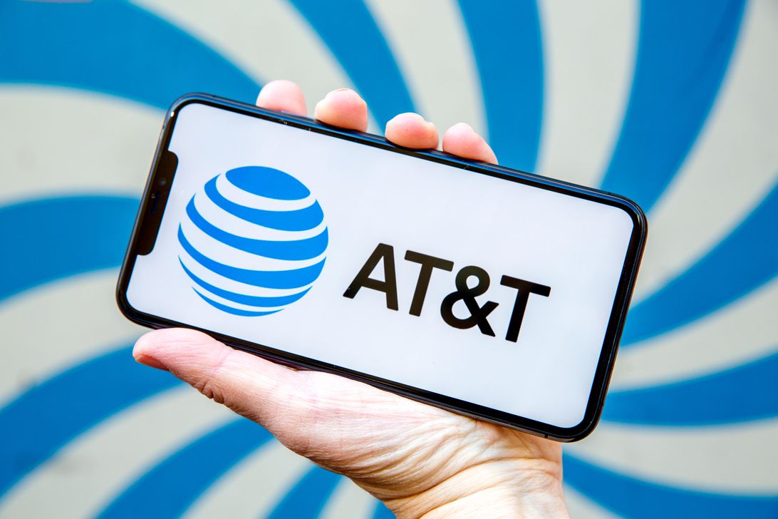 AT&T ups mobile hotspot data on unlimited plans, waives activation fees Picture 1