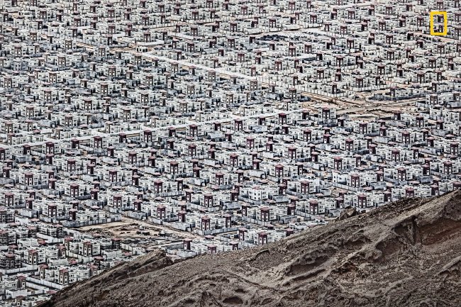 Attendees of 15 impressive works participated in the National Geographic Traveler Photo Contest 2017 Picture 7