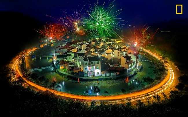 Attendees of 15 impressive works participated in the National Geographic Traveler Photo Contest 2017 Picture 9