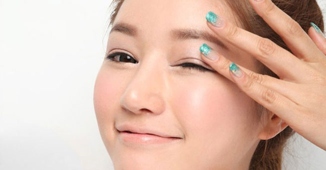 Be careful when touching your hands on the back of the body Picture 5