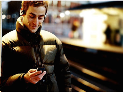 Bluetooth headset, convenient or just for ... jewelry? Picture 2