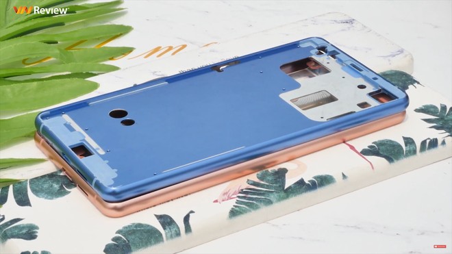 Bphone 4 has the official name Bphone B86, completely removed physical buttons Picture 1