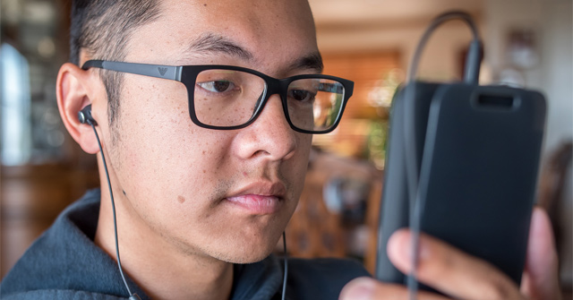 Can you guess the smartphone based on the following parameters? Picture 9