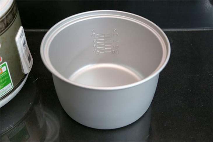 Cause the rice cooker does not turn on and how to fix it Picture 3