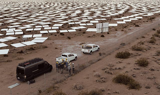 Celebrating 50 years of human footing on the moon, Google built a portrait of Apollo 11 astronaut software engineer from 107,000 solar panels Picture 4