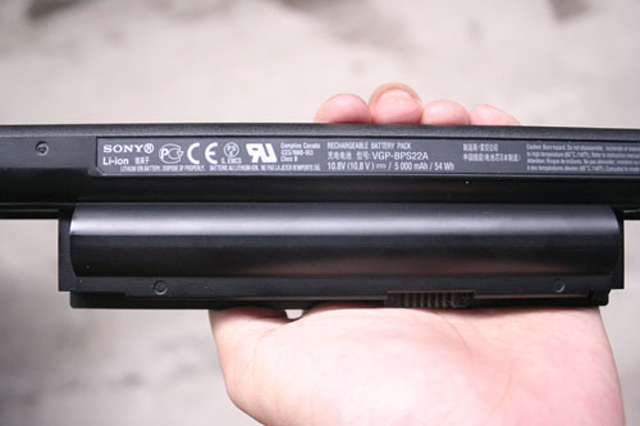 Changing cell for laptop battery has many risks Picture 3