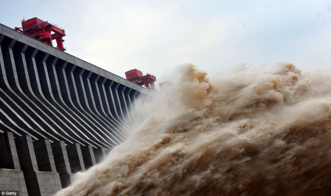 China's largest hydroelectric dam has slowed down the Earth