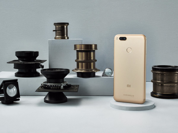 Chinese firm Apple launched the 'iPhone 7' model at an affordable price Picture 4